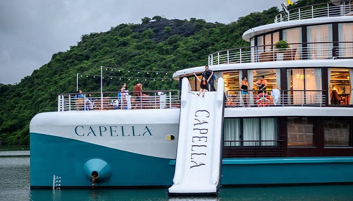 Tour du thuyền Capella 2 ngày 1 đêm