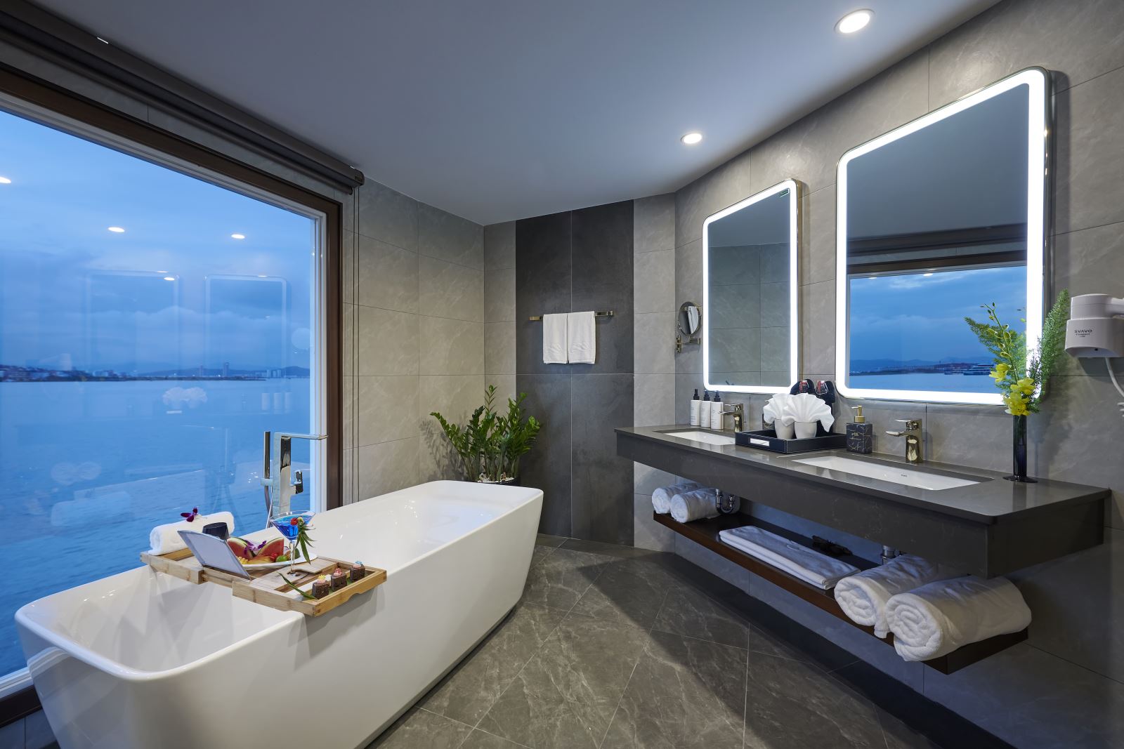 Gallery Suite